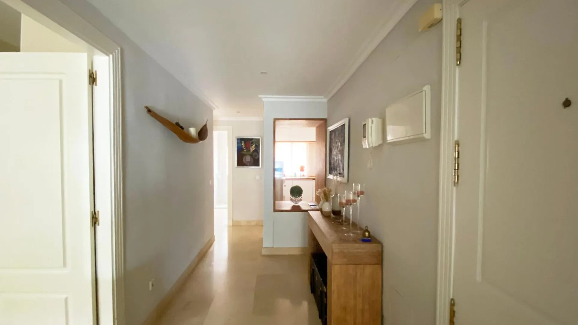 Spacious Apartment In Marbella Sea View & Shared Pool Spanien